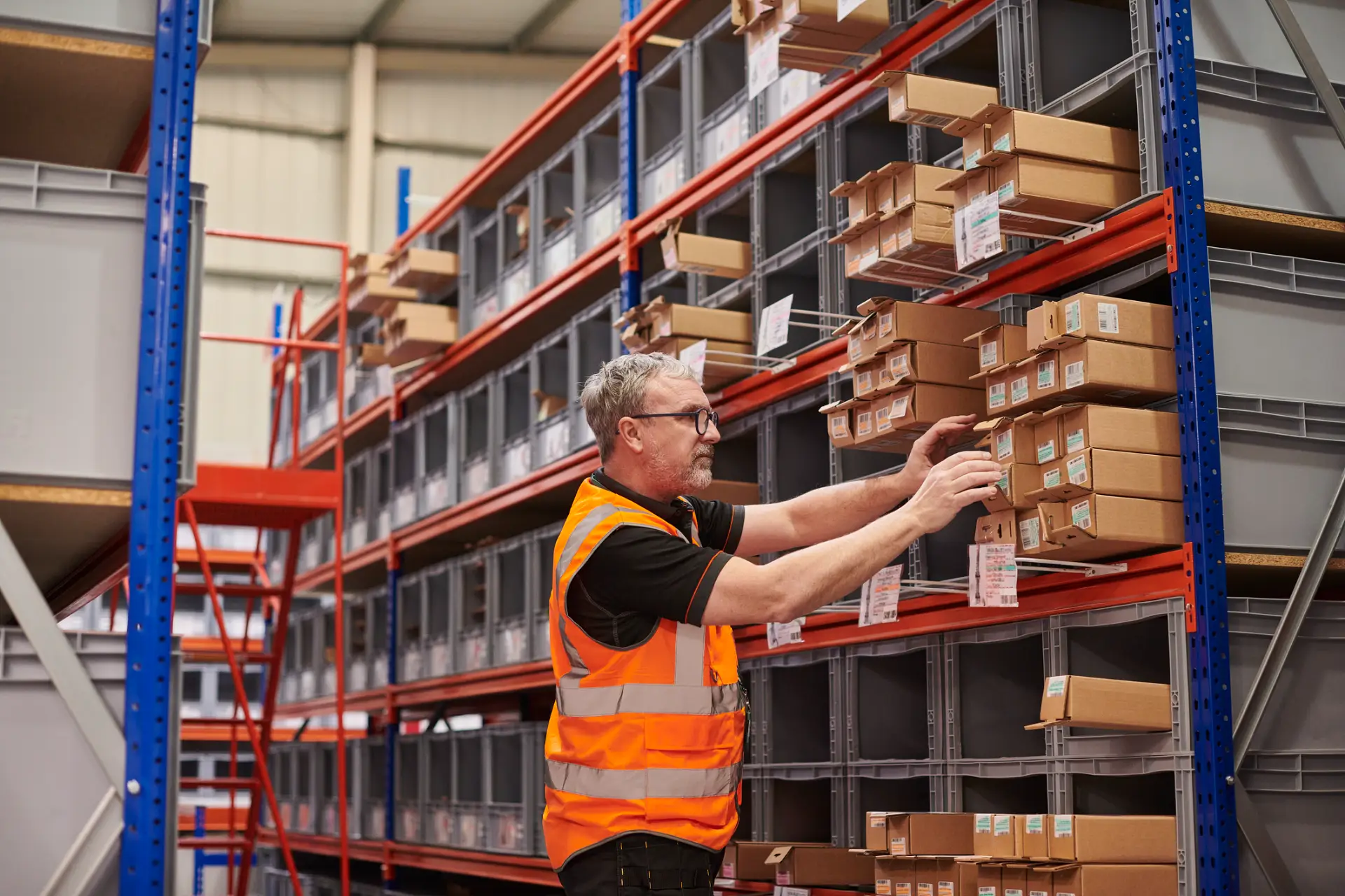 Racking and Shelving Options for Efficiency